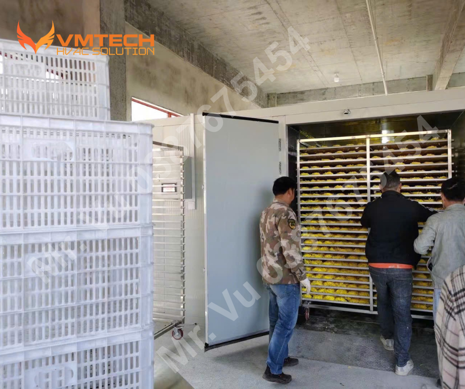 HÌNH 2: HỆ THỐNG SÁY BƠM NHIỆT BÀN GIAO CHO KHÁCH HÀNG SẤY NÔNG SẢN